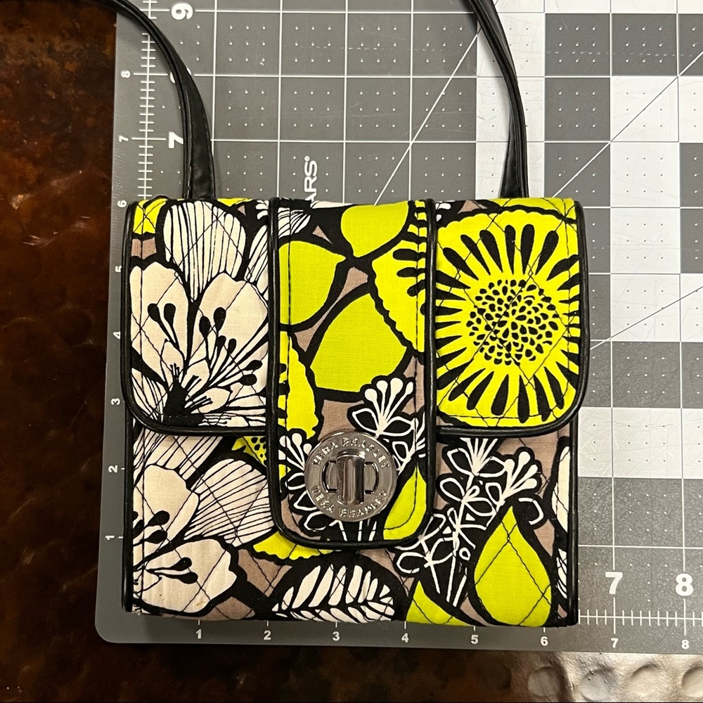 Vera Bradley Crossbody bag